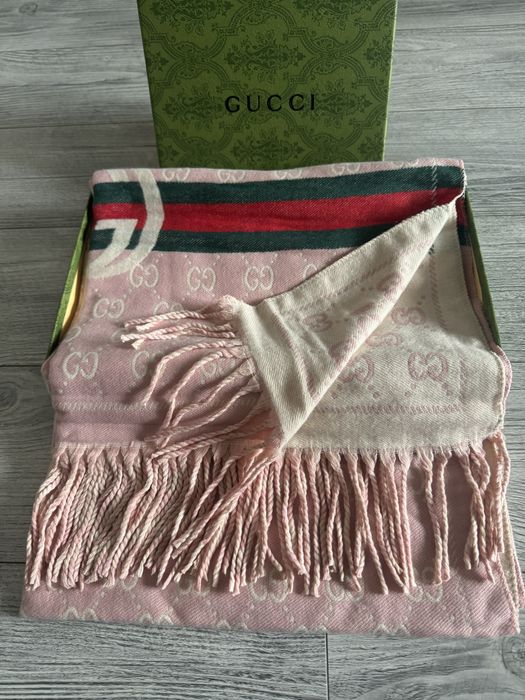 Дамски шал GUCCI