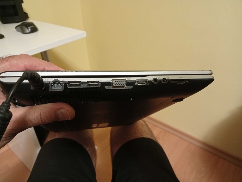 Laptop, notebook , лаптоп Самсунг 15,6" 8ГБ, WIN 10