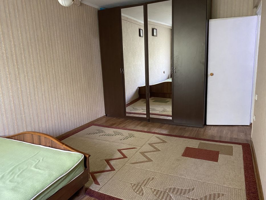 Срочно Продам 1,5 комн. квартиру на КШТ