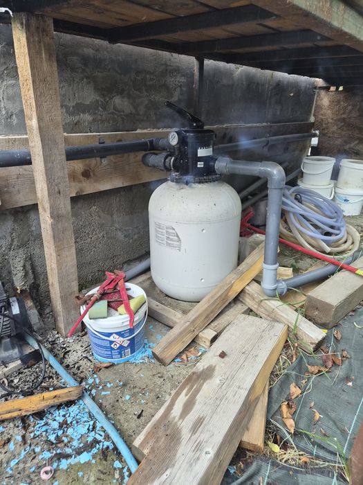 Vand instalație piscină