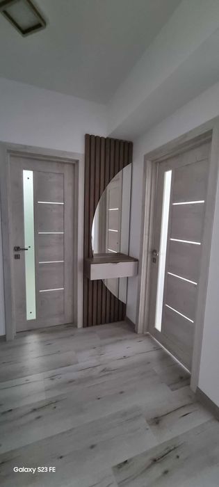Inchiriez apartament 2 camere  in bloc nou, zona centrala