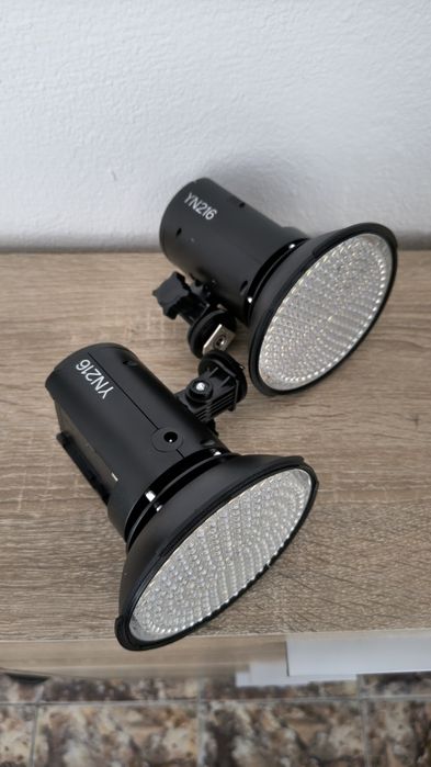 2 x Yongnuo YN216 Lampa video 2700-5500K cu 216 LED-uri