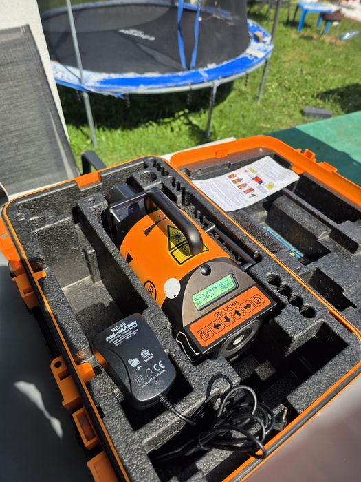 Nivela Laser GEO NL-9 industrial penteu panta si canalizari serie 54221