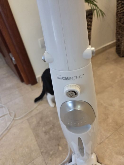 Mop cu aburi cu accesoriu covoare