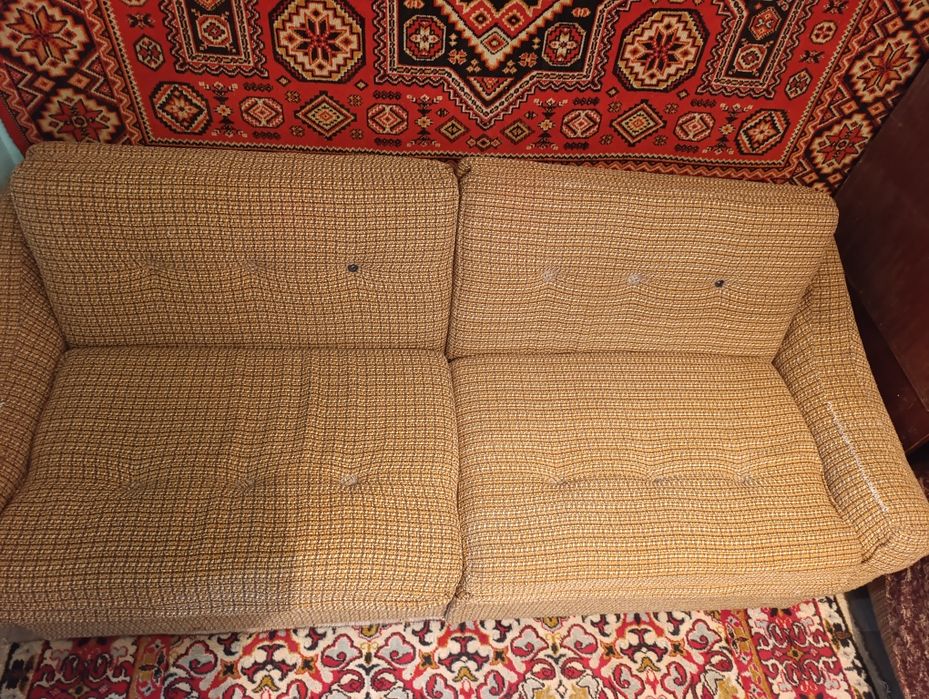 Диван и 2 кресла б/у Чехословакия