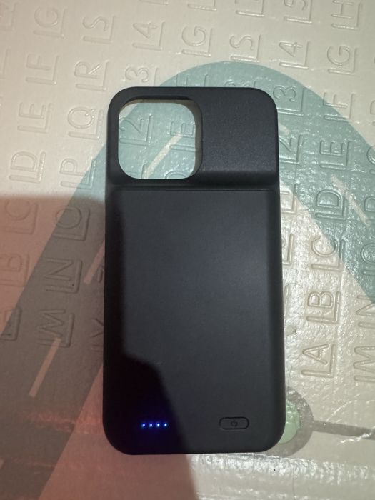 Чехол аккумулятор айфон 16 про макс