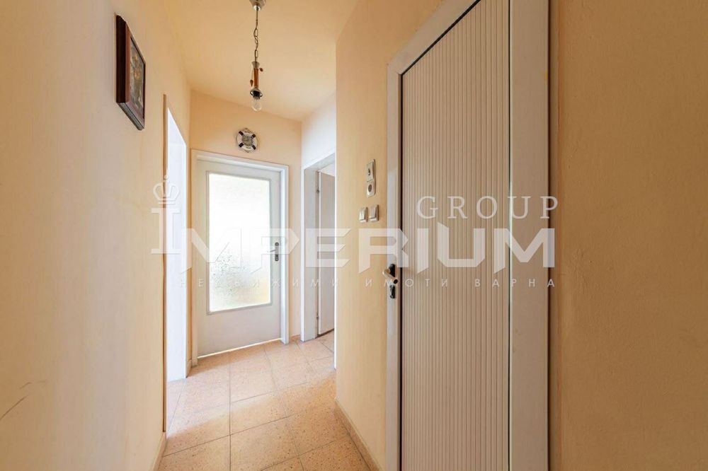 Продава се Тристаен апартамент в Варна, Лятно кино Тракия - 78 кв.м за 1216 €/кв.м - Снимка #11