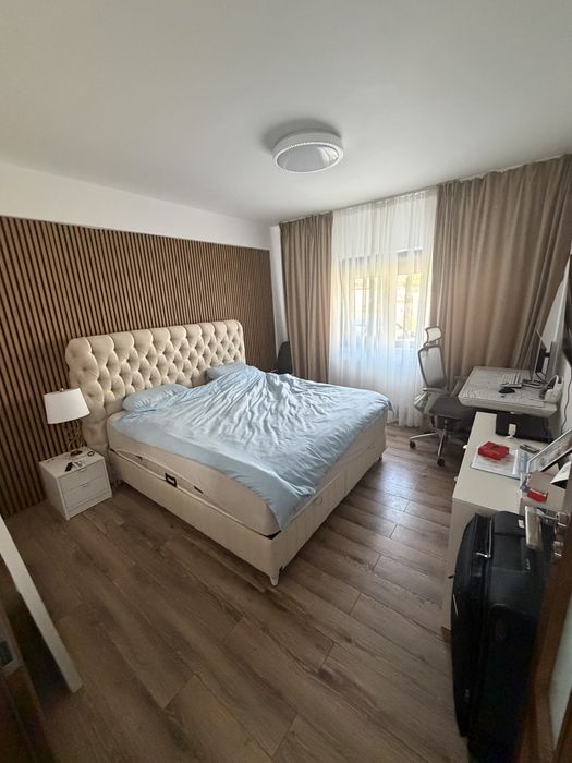 Vand apartament cu curte bragadiru