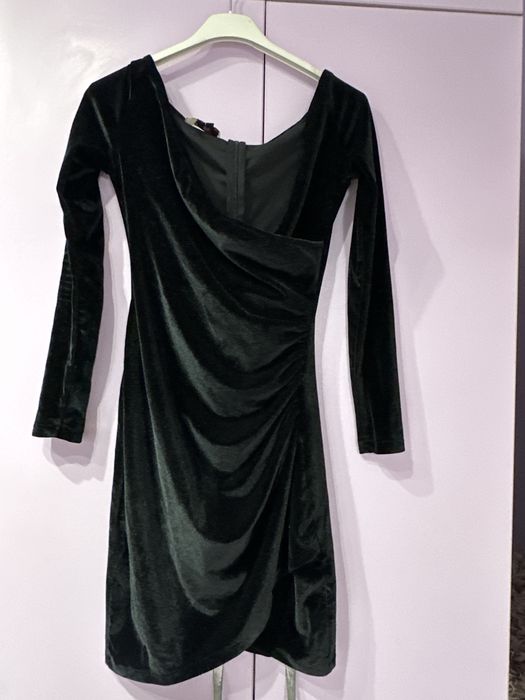 Елегантна  черна къса рокля
