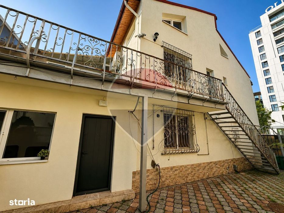 Vilă 6 Camere | Vis-a-vis One Cotroceni | 170 mp | 2 Locuri parcare