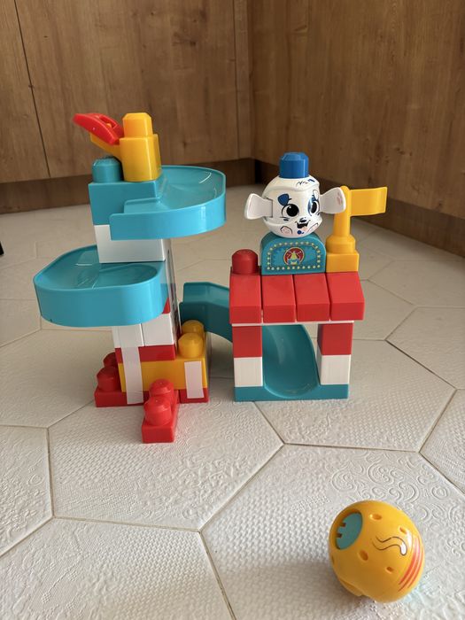 Игра с топчета Fisher Price Mega Bloks - Play House