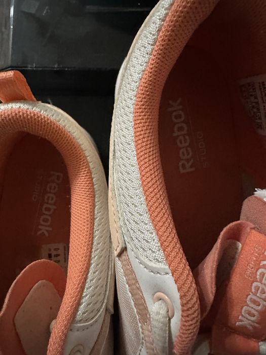 Маратонки  Reebok 42 номер унисекс опигинал