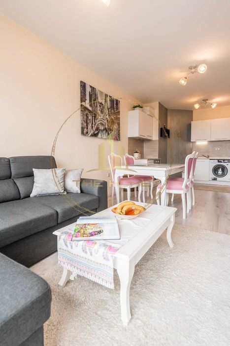 Дава се под наем Двустаен апартамент в Варна, Аспарухово - 60 кв.м за 700 € - Снимка #1