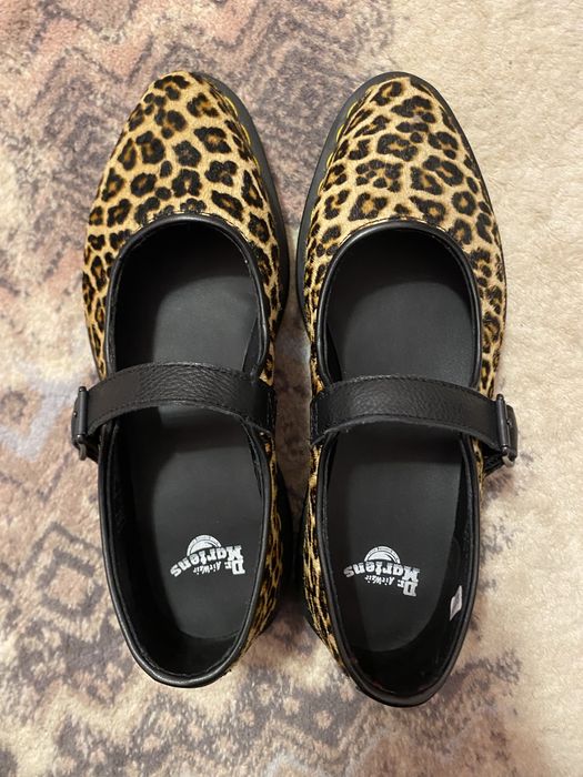 Dr. Martens Leopard Mary Jeans
