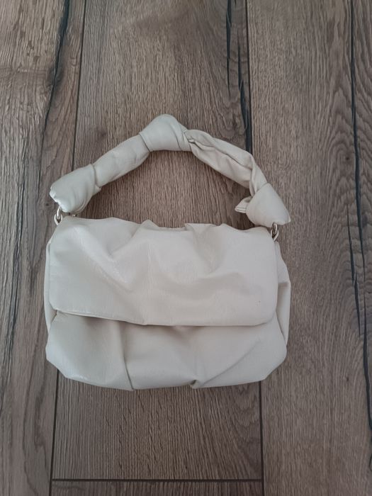 Сумочка бежевая Zara