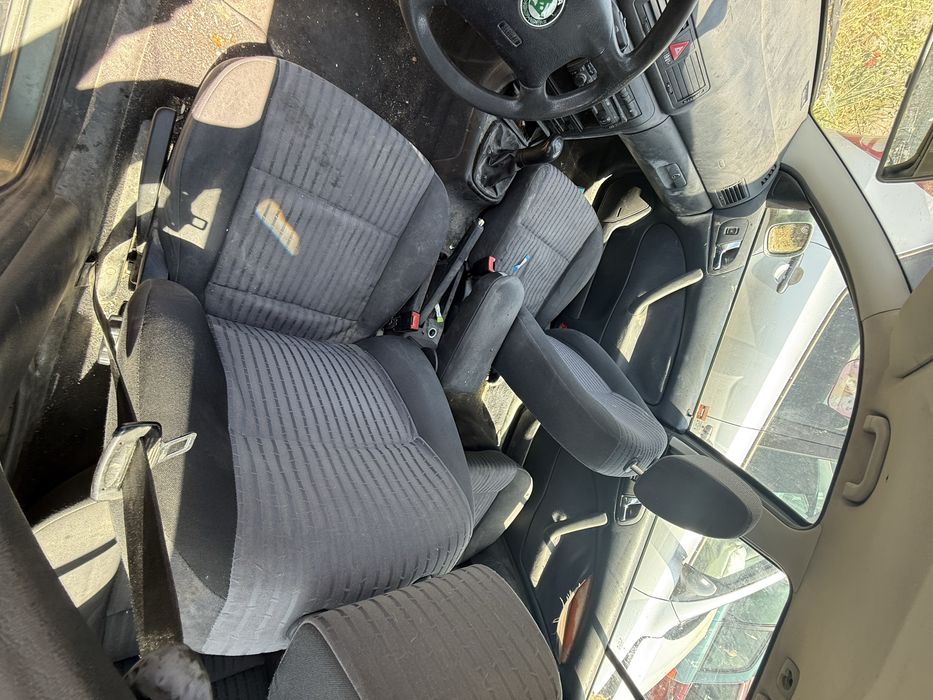 Шкода  октавия комби 2 ка дизел на части