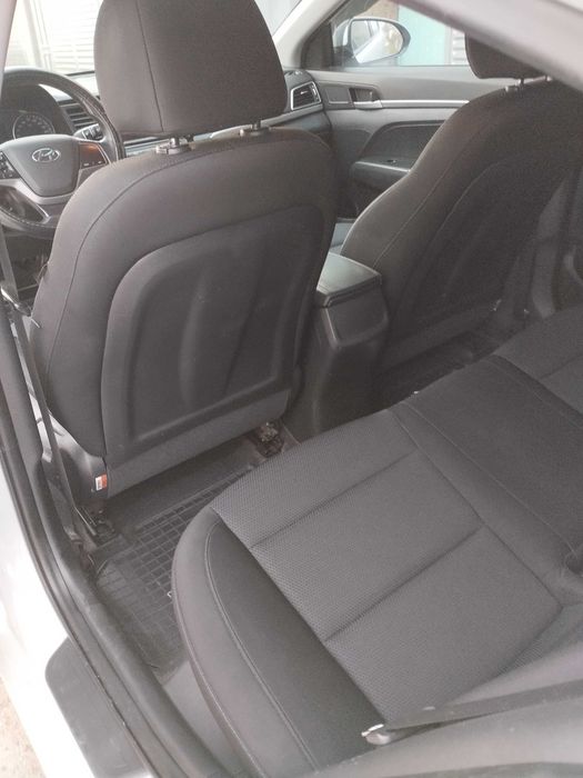 Продавам Хюндай Елантра 1, 6 crdi