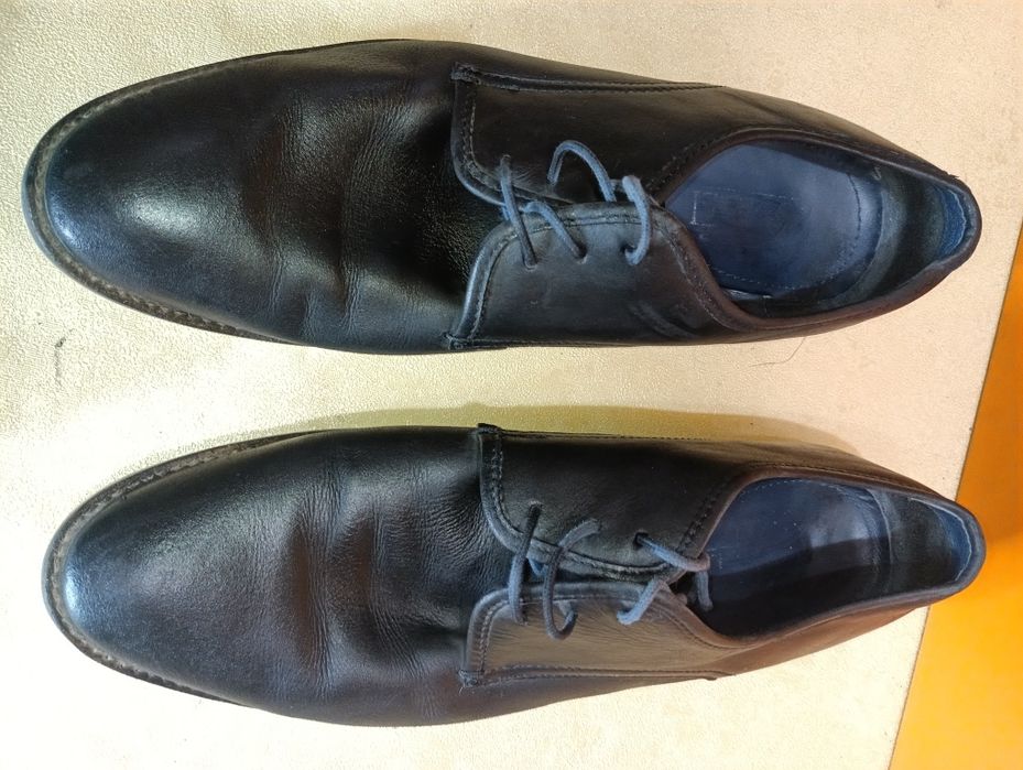 Кожени обувки N 44 - 18 лв