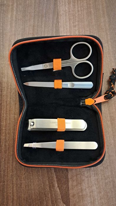 Set de manichiura pentru bărbați "Cut Above The Rest"