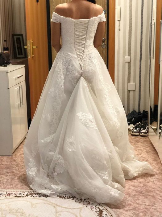 Свадебное платье