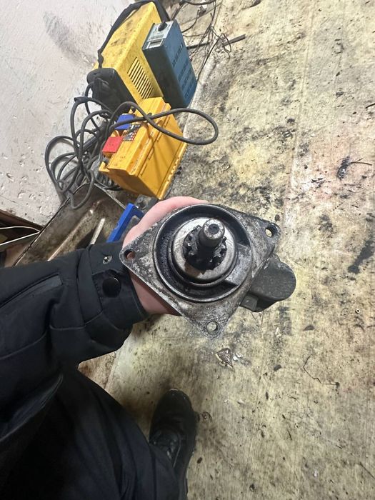 Продам запчасти на ваз 2106