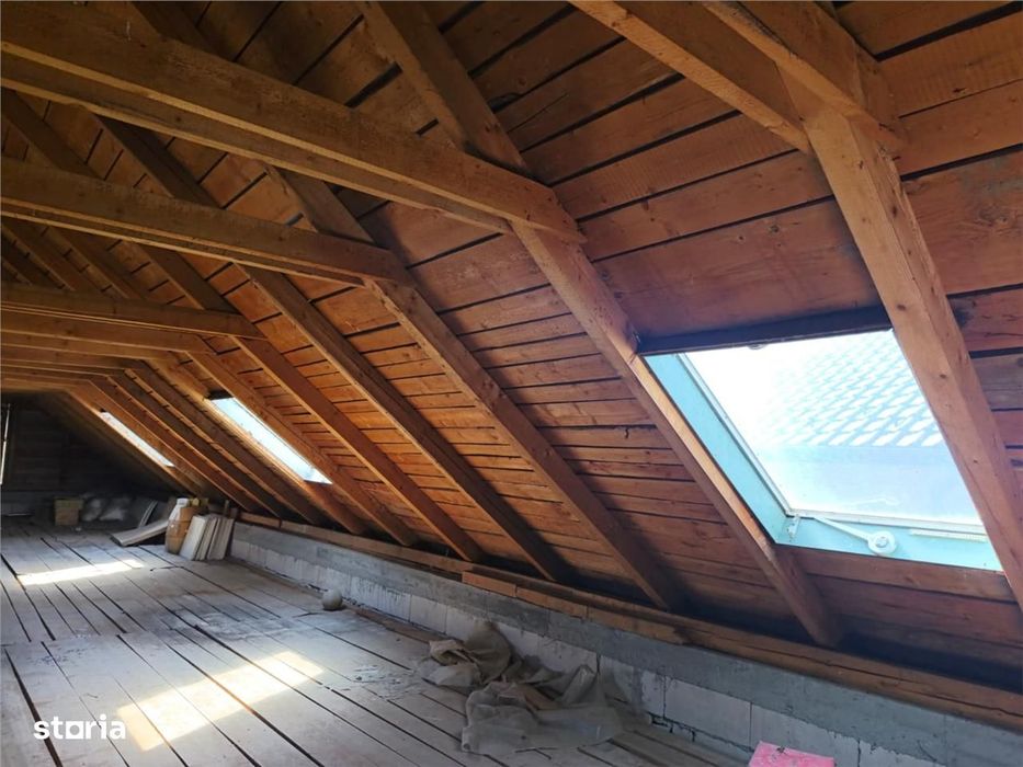 Casa cu Spatiu Tehnic Ideal pentru Investitie sau Locuit