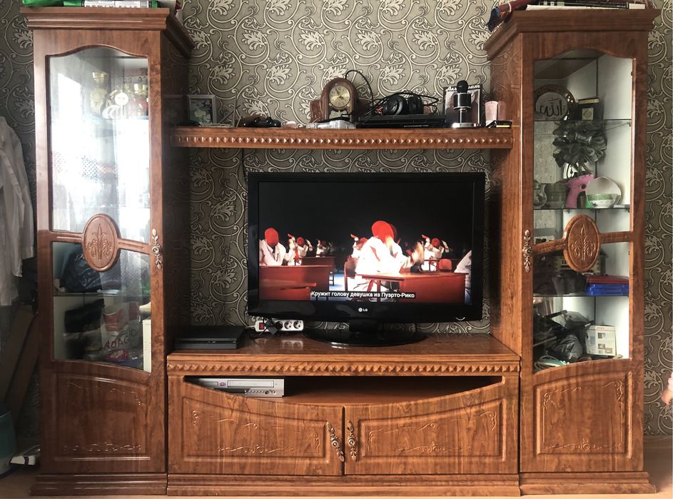 Стенка  для гостинной