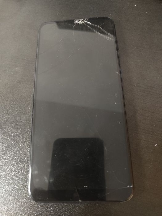 Телефоны Redmi Samsung Huawei