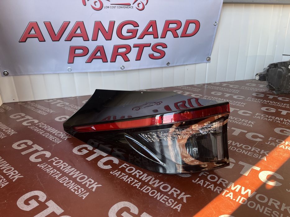 Стоп Toyota Yaris Cross 2022г