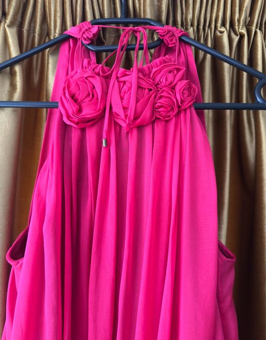 Rochie zara si karen millen rosie si roz