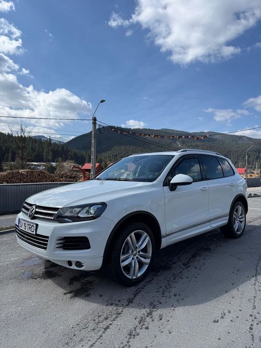 Volkswagen Touareg R-Line Exclusive 3.0 Tdi 262 Cp