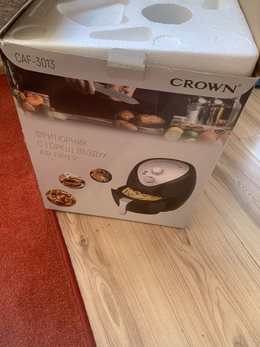 Еър фраер  “Crown”