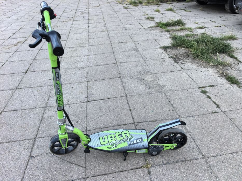 Продавам детска електрическа тротинетка Uber scoot S100