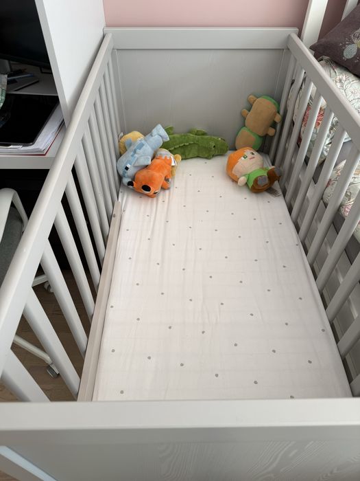 Patut de lemn pt bebelusi Sundvik Ikea + saltea