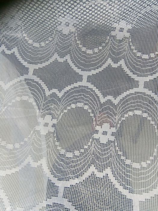 Найлонови пердета , два вид  бели и едно на рози