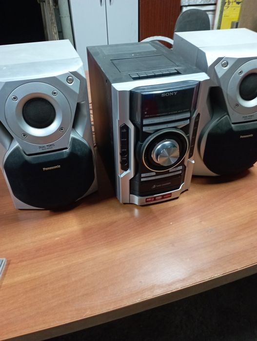Муз.центр SONY.Недорого.