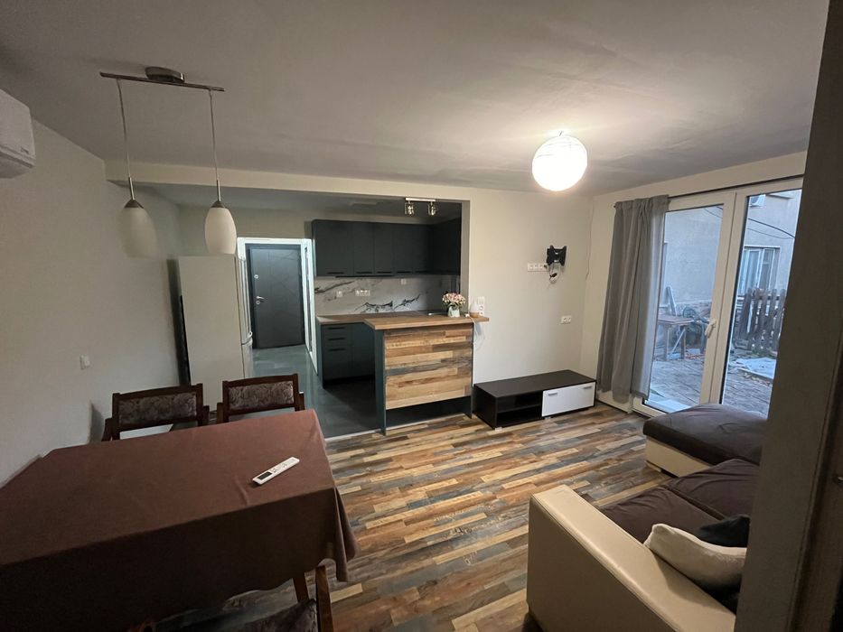 Продава се Двустаен апартамент в София, Левски - 50 кв.м за 8 €/кв.м - Снимка #1