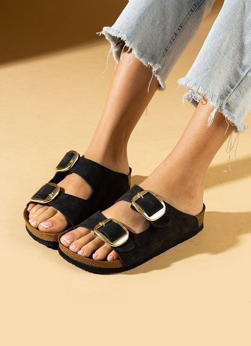 Дамски ежедневни чехли в черно