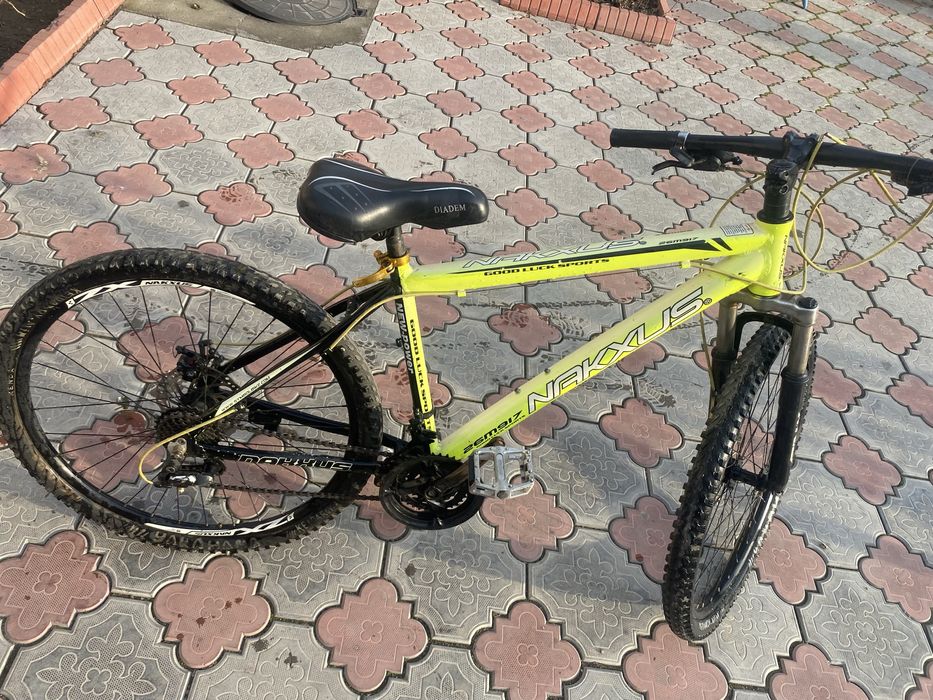 Продам 2 велика 1 новый