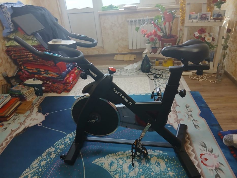 Велотренажер новый