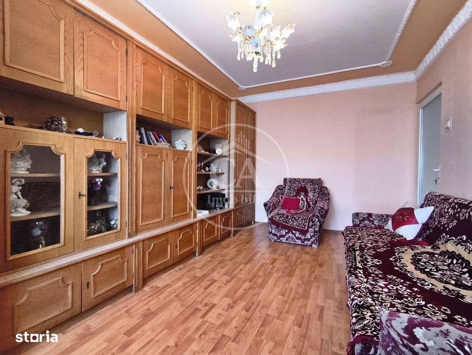 Apartament cu 2 camere de vânzare în zona Rogerius, Oradea — fotografia 2