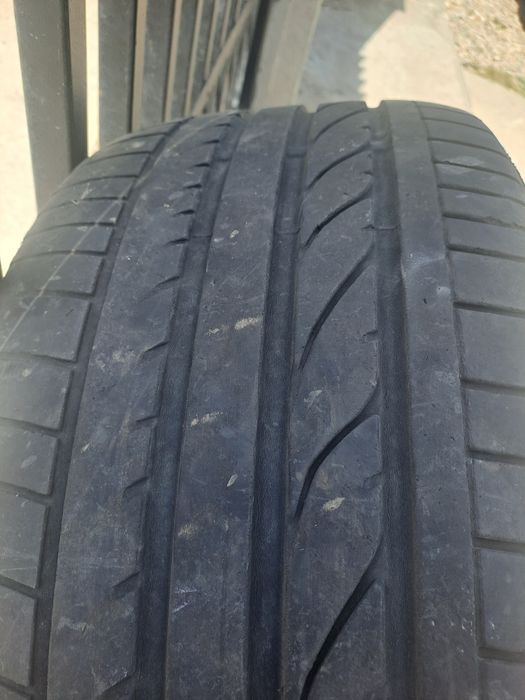 Cauciucuri bridgestone 275 40 20 varaa