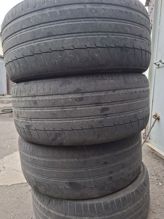 Продам резину  275 45 r20