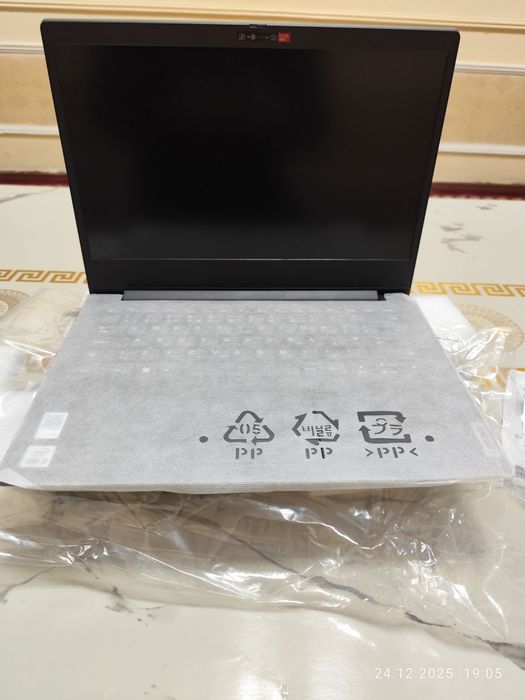 Ноутбук Леново сатылады