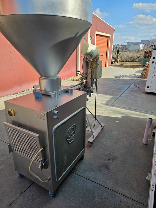 Вакуум пълначка + клипсатор - Risco - 2008 година