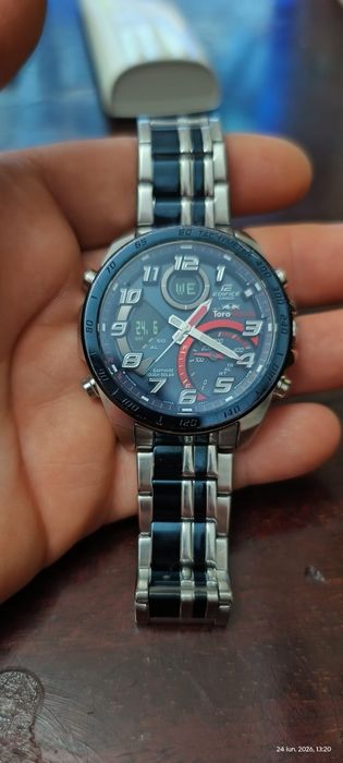Ceas Casio edifice ECB 900 Toro Rosso
