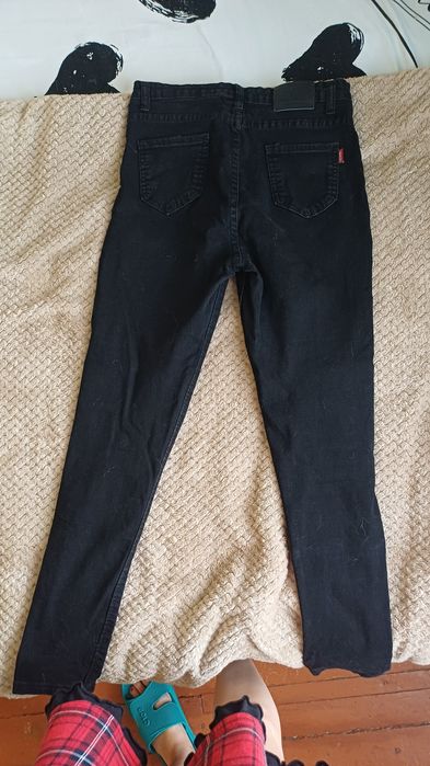 Продам джинсы женские