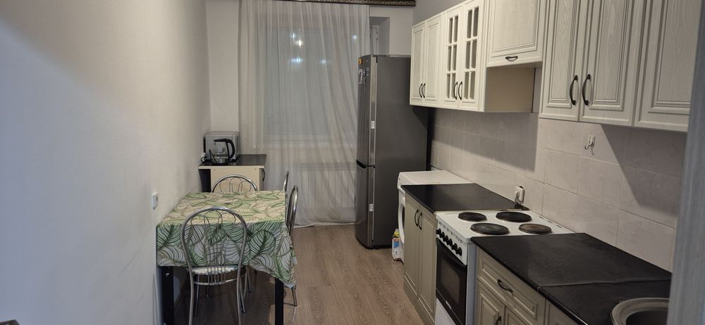 Продам 3 комнатную квартиру левый берег