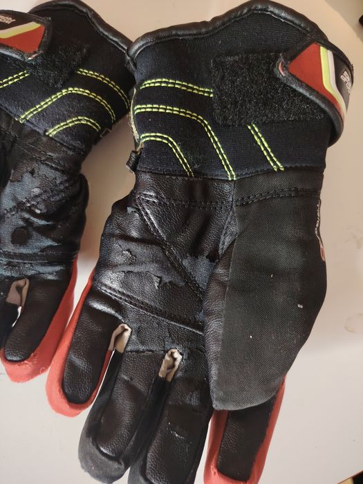 Leki ски ръкавици детски състезателни и мъжки скандинавско ходене