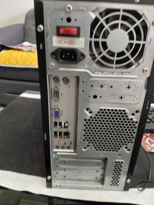 Продам компьютер офисный в комплекте